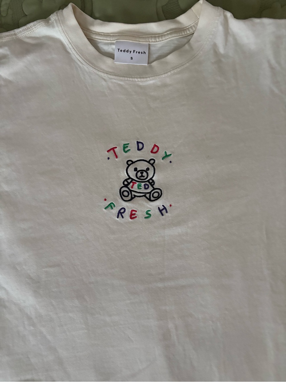 Teddy Fresh Off White/Cream Embroidered Bear Logo T-Shirt / Men’s-S or Women’s M